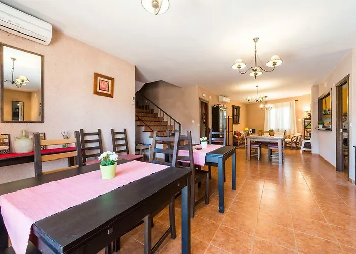 컨트리하우스 El Descanso De Lares