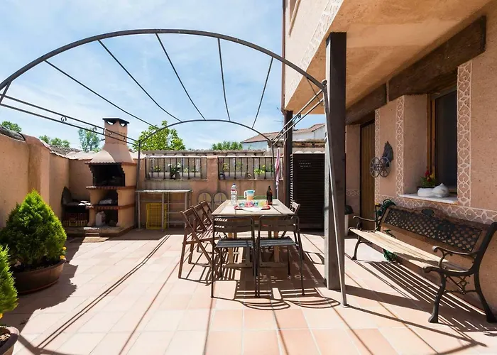 El Descanso De Lares 컨트리하우스